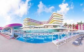 Temptation at The Tower Cancún Resort - All Inclusive - Adults Only